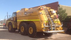 Water tank Cat 740B