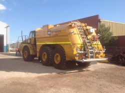 Cat740B 35000lts